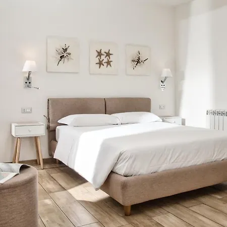 Casa de hóspedes Smart & 4*