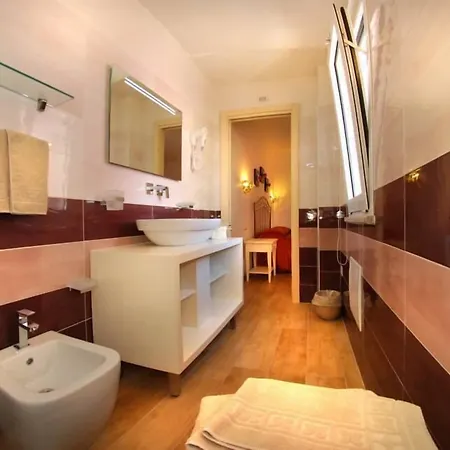 招待所 Smart & 圣特雷莎加卢拉