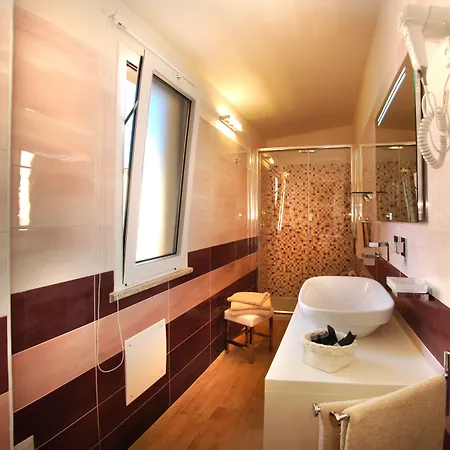 Smart & 招待所 圣特雷莎加卢拉