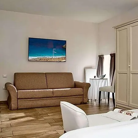 Smart & 4* Santa Teresa Gallura